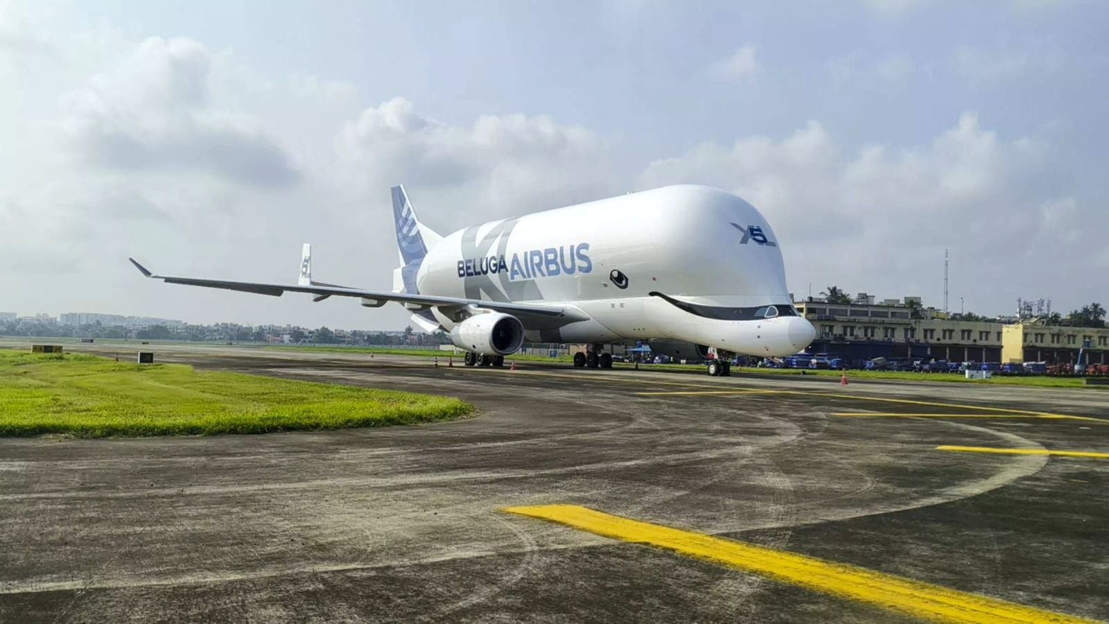 Beluga XL Touches Down at Kolkata Airport for Refueling and Crew Rest